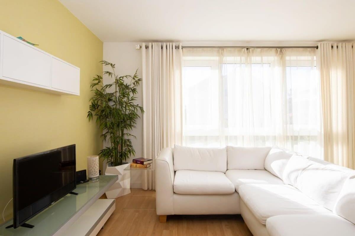 Sunny & Modern Near The Beach & Village W Parking 东威特灵 外观 照片